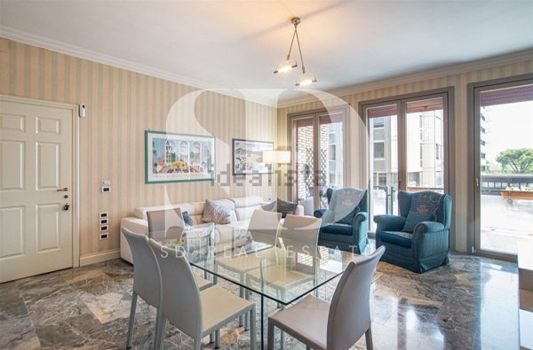 appartamento in vendita a Roma in zona Ostiense