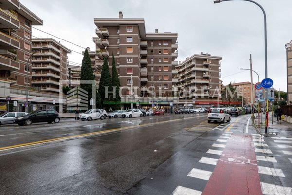 appartamento in vendita a Roma in zona Salario