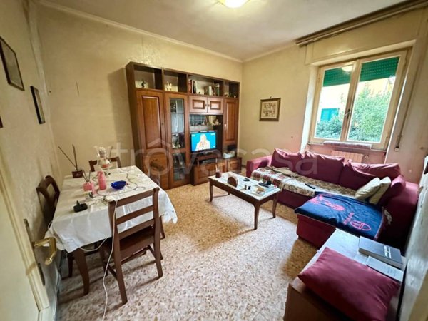 appartamento in vendita a Roma in zona Tomba di Nerone