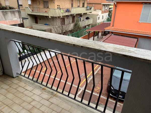 appartamento in vendita a Roma in zona Acilia