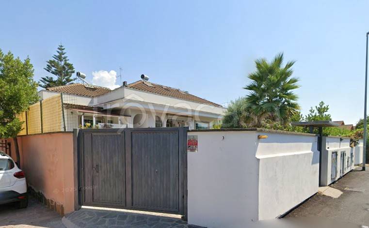 appartamento in vendita a Roma in zona Infernetto