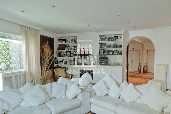 appartamento in vendita a Roma in zona Tor di Quinto