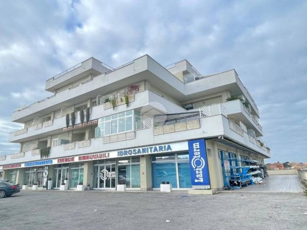 appartamento in vendita a Roma in zona Torre Maura