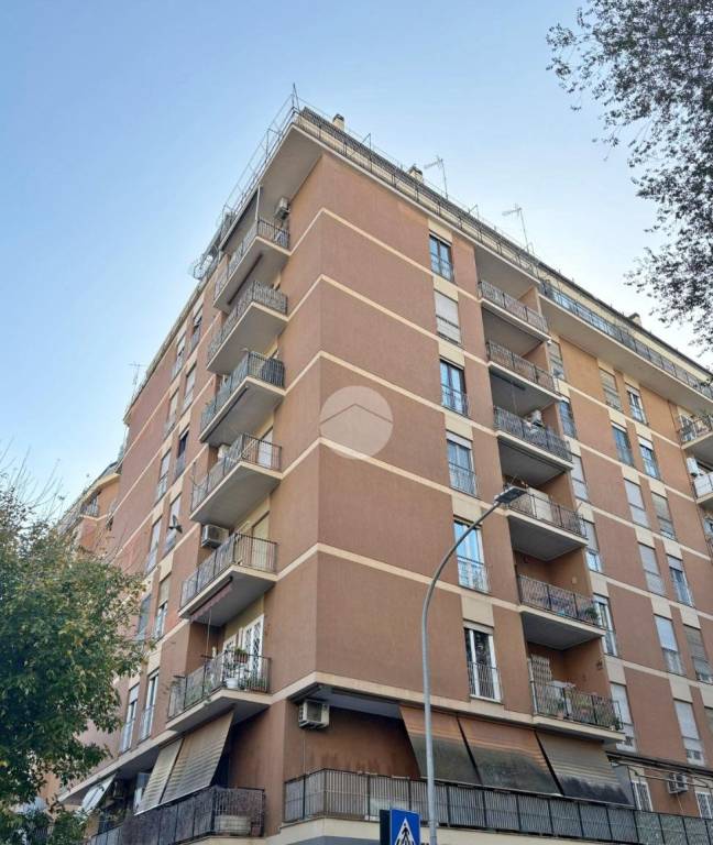 appartamento in vendita a Roma in zona Prenestino-Labicano