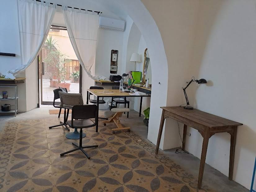 locale commerciale in vendita a Roma in zona Esquilino