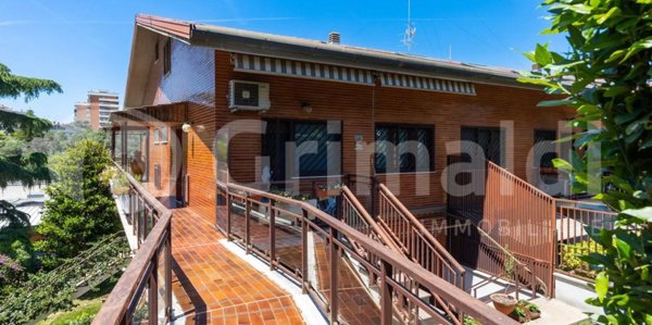 appartamento in vendita a Roma in zona Torrino