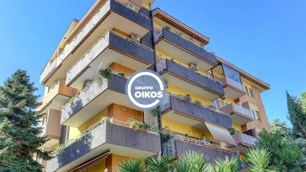appartamento in vendita a Roma in zona Monte Sacro/Talenti
