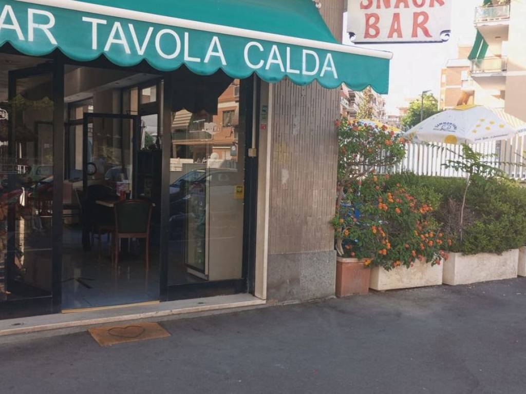 negozio in vendita a Roma in zona Aurelio