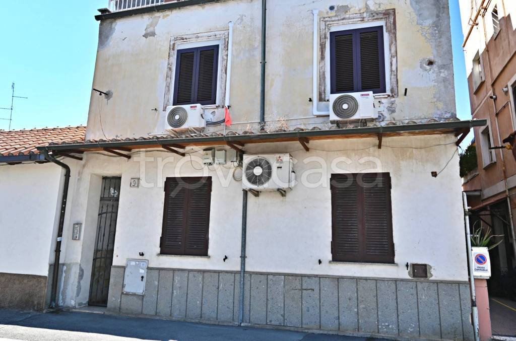 appartamento in vendita a Roma in zona Tuscolano