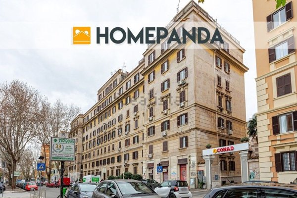 locale commerciale in vendita a Roma in zona Ostiense