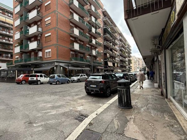 negozio in vendita a Roma in zona Pietralata