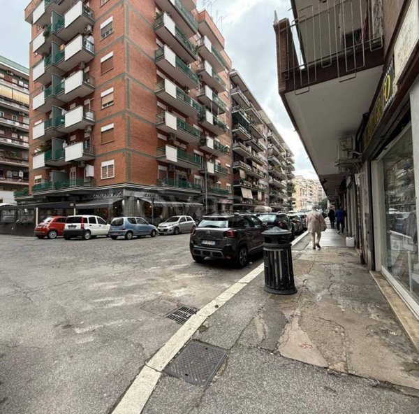 negozio in vendita a Roma in zona Pietralata