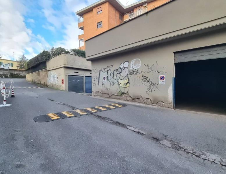 negozio in vendita a Roma in zona Casalotti