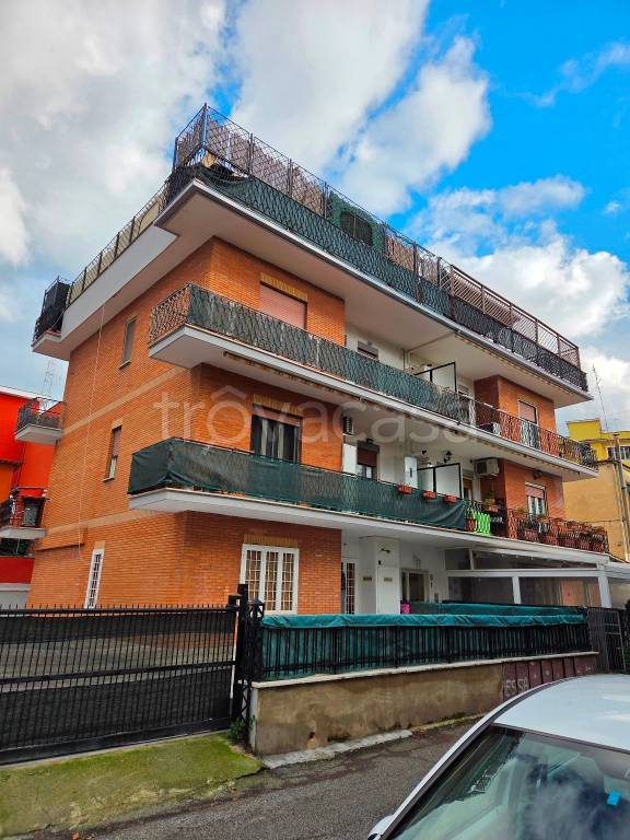 appartamento in vendita a Roma in zona Ottavia