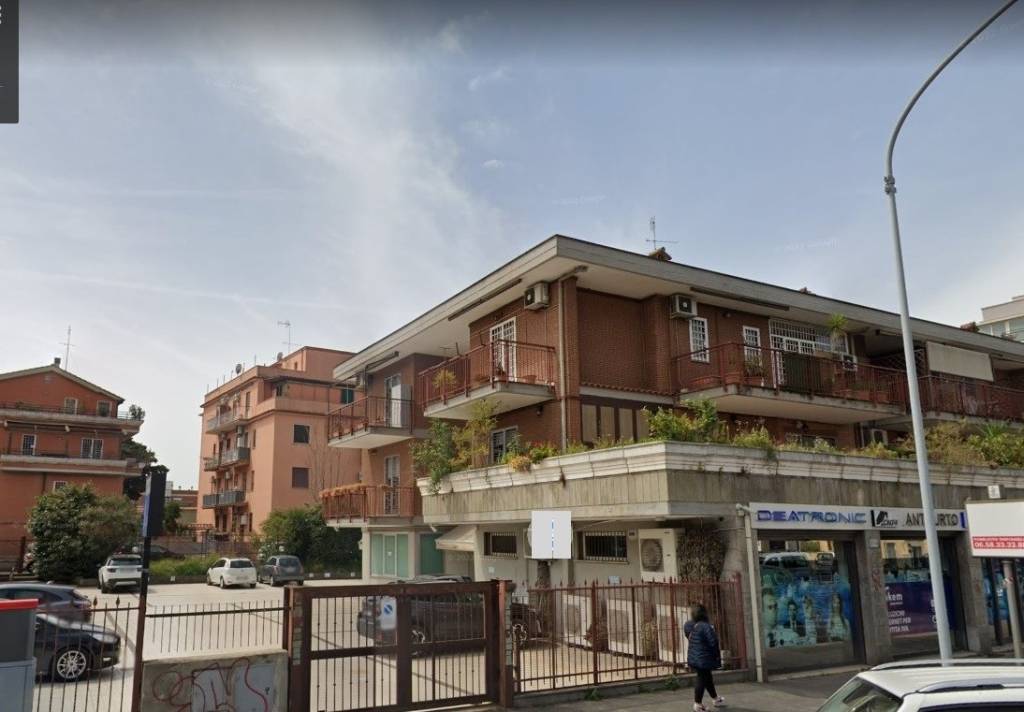 appartamento in vendita a Roma