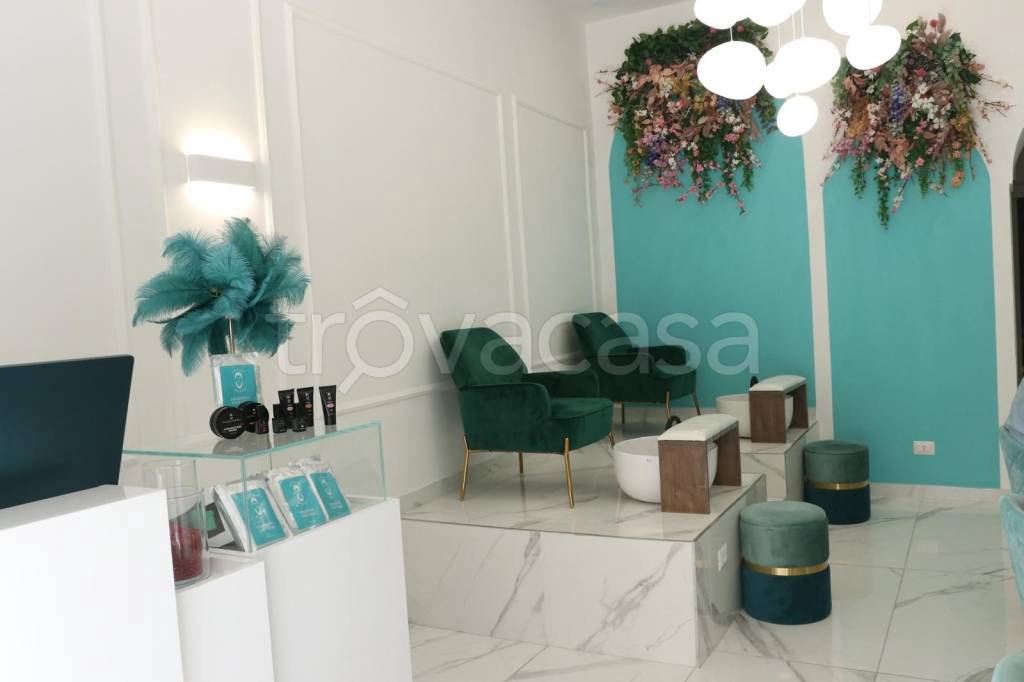 negozio in vendita a Roma in zona Rione Monti/Campitelli