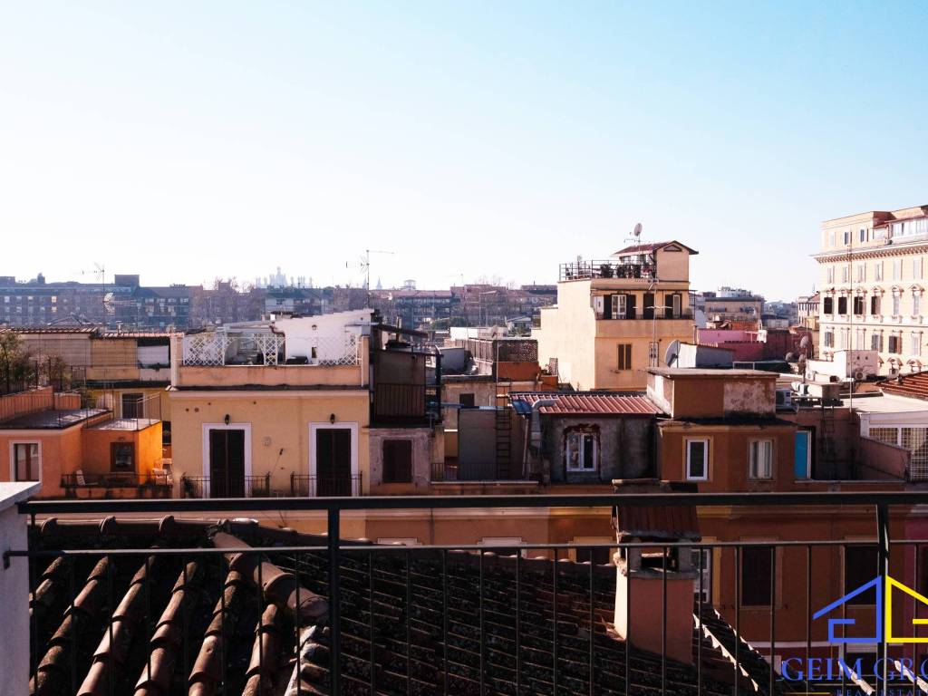 appartamento in vendita a Roma in zona Esquilino