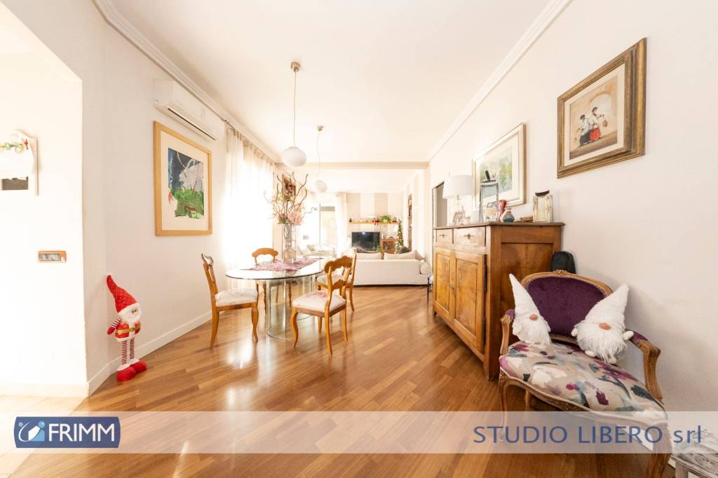 appartamento in vendita a Roma in zona Ostiense