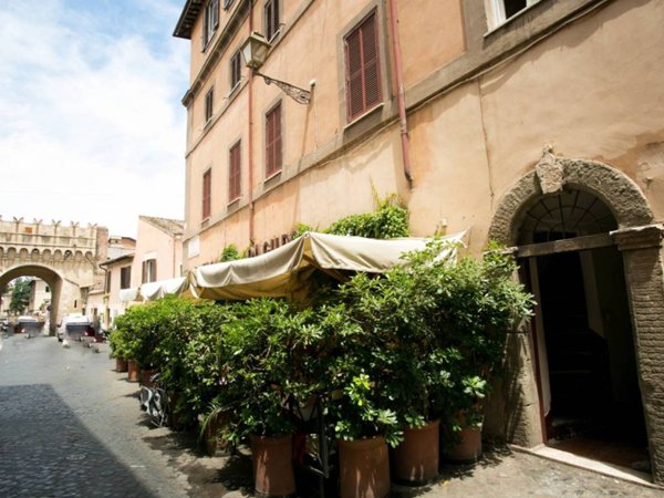 appartamento in vendita a Roma in zona Trastevere