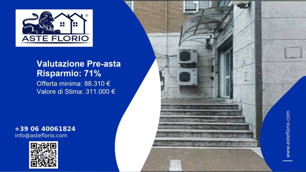 negozio in vendita a Roma in zona San Basilio