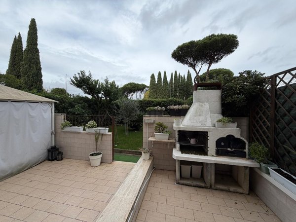 appartamento in vendita a Roma in zona Labaro