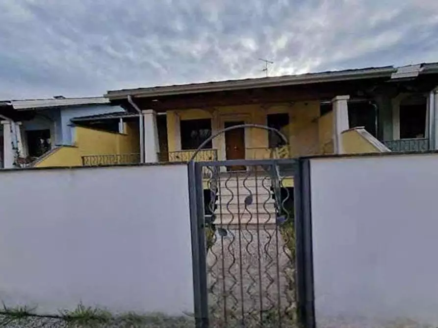 casa indipendente in vendita a Roma in zona Infernetto