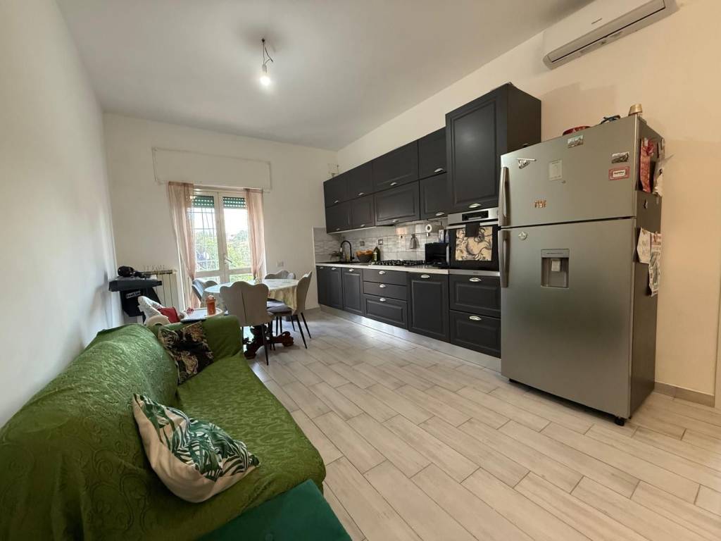 appartamento in vendita a Roma in zona Acilia