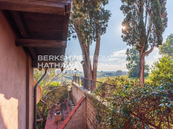 appartamento in vendita a Roma in zona Portuense