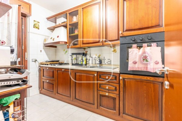 appartamento in vendita a Roma in zona Ponte di Nona