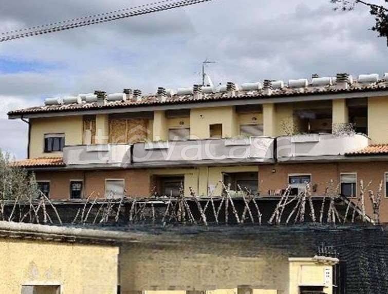 appartamento in vendita a Roma in zona Finocchio