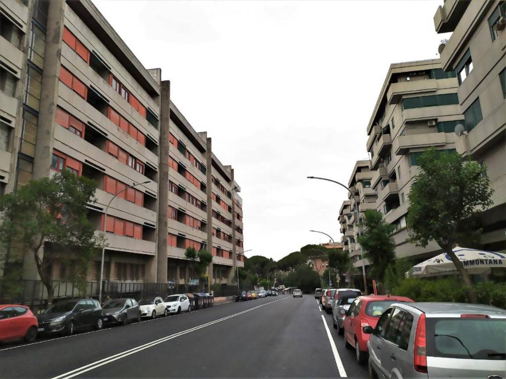 appartamento in vendita a Roma in zona Val Melaina
