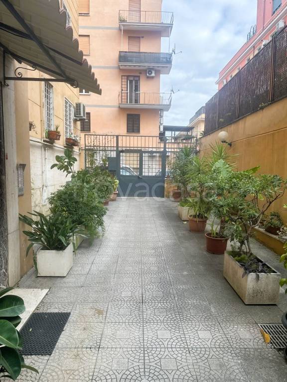 appartamento in vendita a Roma in zona Gianicolense