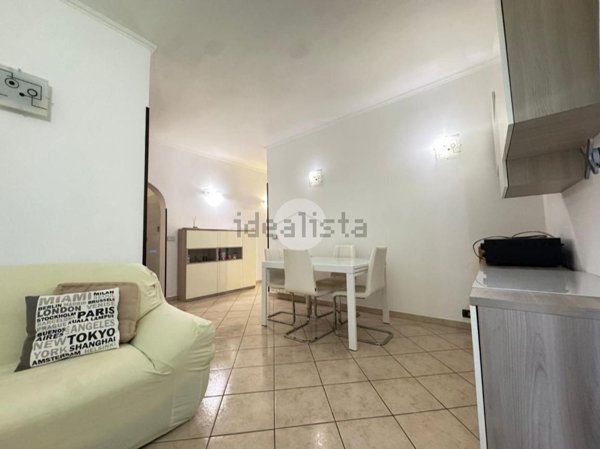 appartamento in vendita a Roma in zona Spinaceto