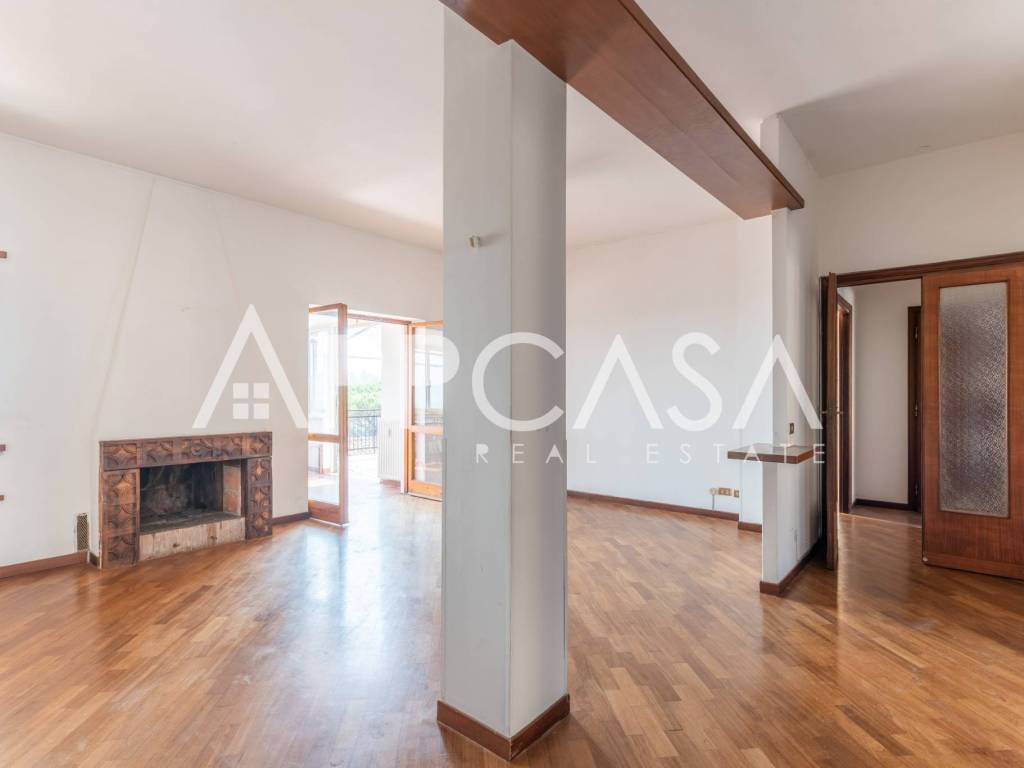 appartamento in vendita a Roma in zona La Giustiniana