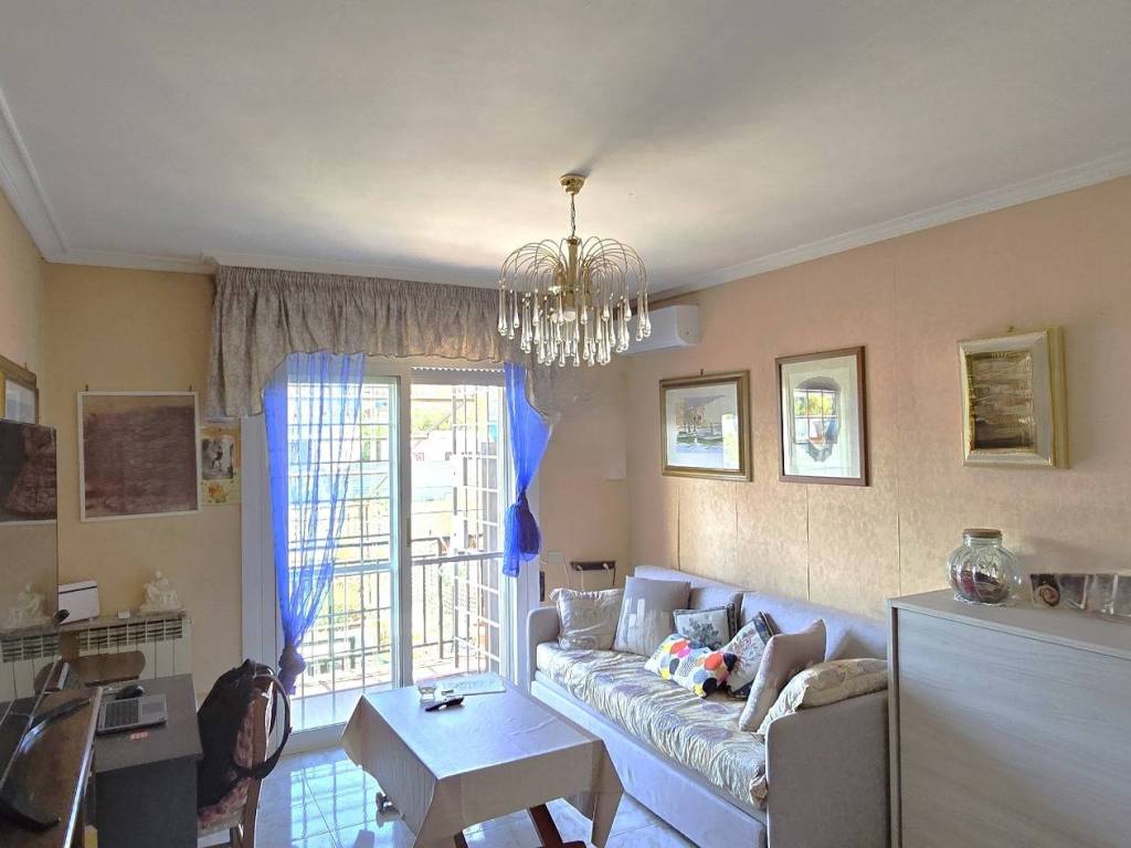 appartamento in vendita a Roma in zona Torre Maura