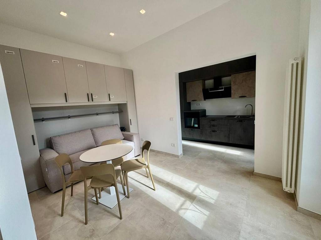 appartamento in vendita a Roma in zona Tuscolano