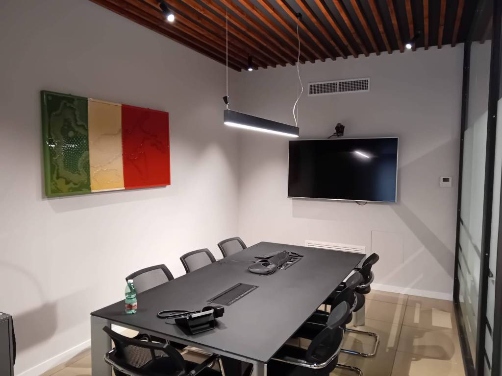 negozio in vendita a Roma in zona Trevi-Colonna