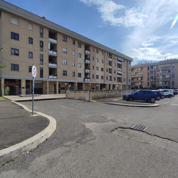 appartamento in vendita a Roma in zona Romanina