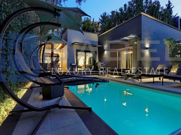 casa indipendente in vendita a Roma