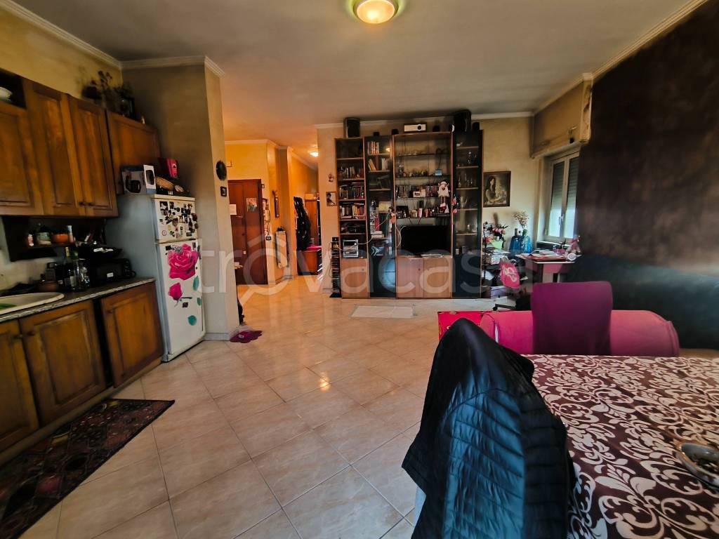 appartamento in vendita a Roma in zona Borghesiana