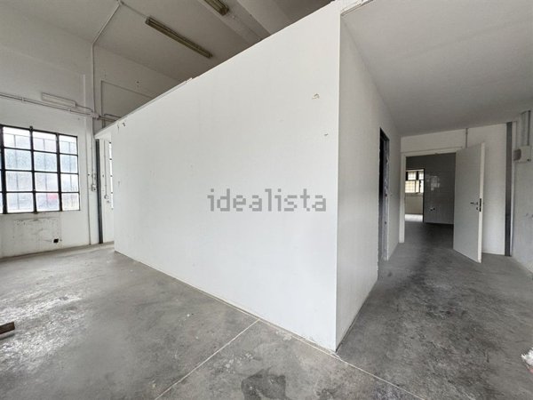 locale commerciale in vendita a Roma in zona Gianicolense