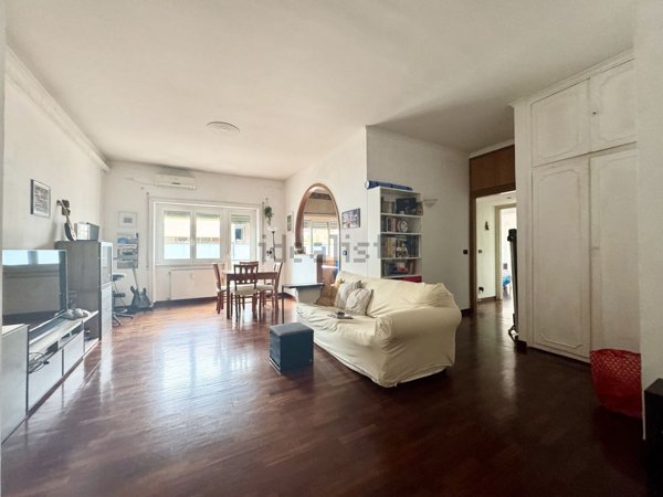 appartamento in vendita a Roma in zona Ardeatino