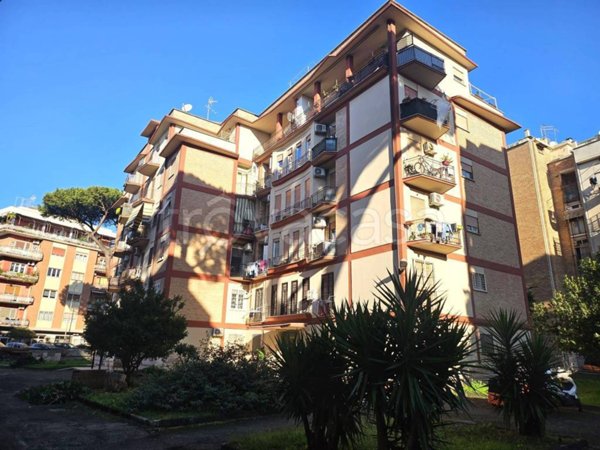 appartamento in vendita a Roma in zona Ostia