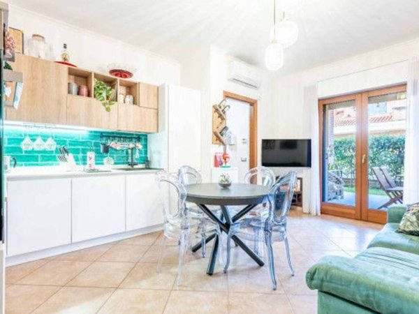 appartamento in vendita a Roma in zona Castelverde