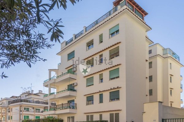 appartamento in vendita a Roma in zona Tor di Quinto