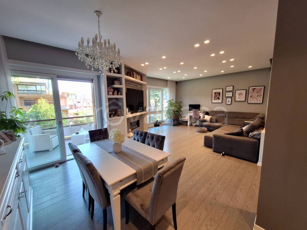 appartamento in vendita a Roma in zona Aurelio