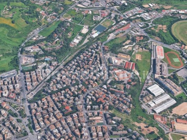 appartamento in vendita a Roma in zona Tor di Quinto