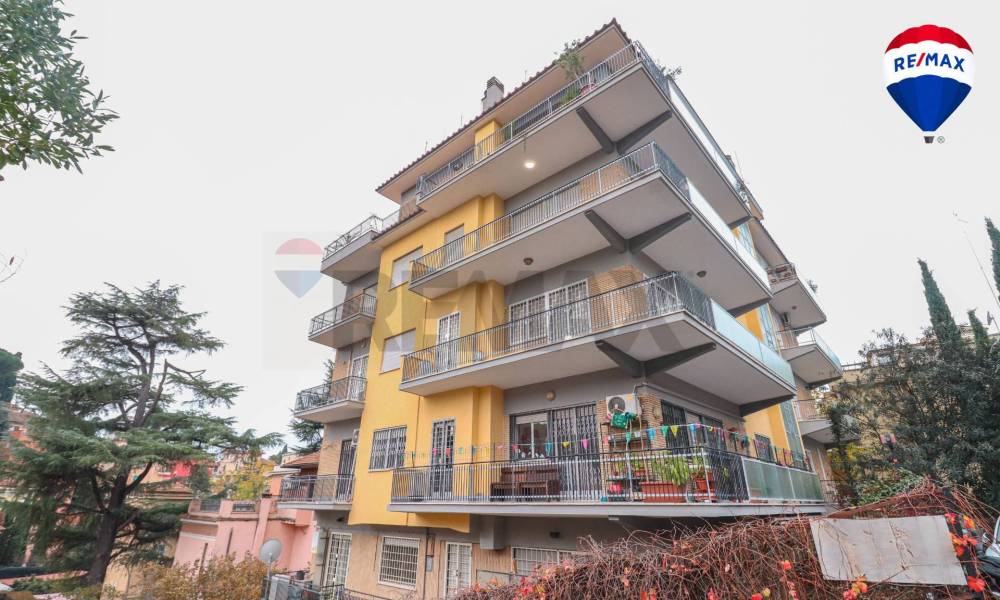 appartamento in vendita a Roma in zona Monte Sacro/Talenti