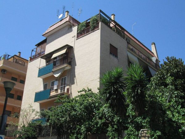 appartamento in vendita a Roma in zona Portuense