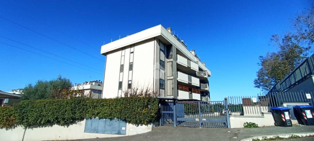 appartamento in vendita a Roma in zona Casalotti